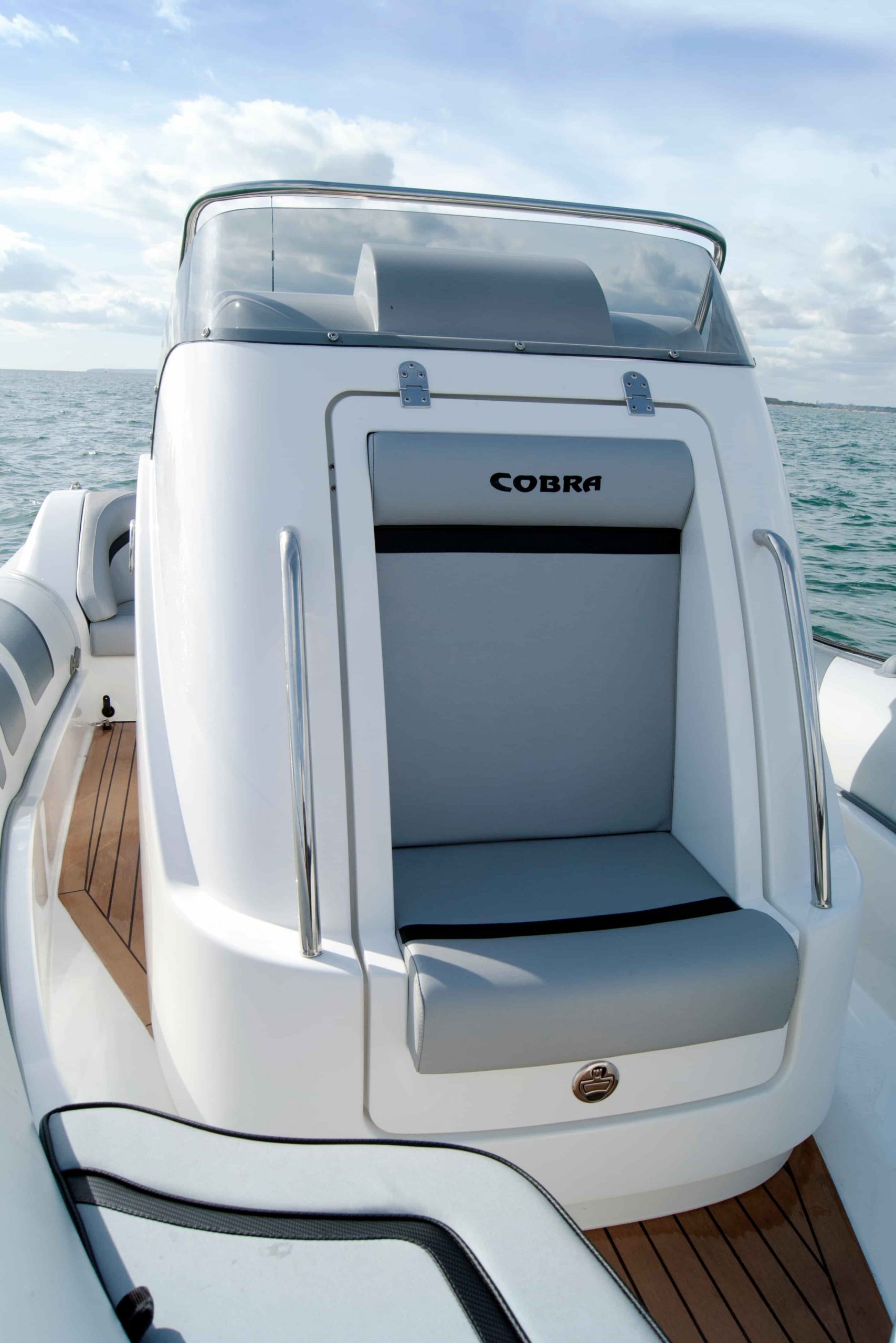 Cobra Nautique 6.2