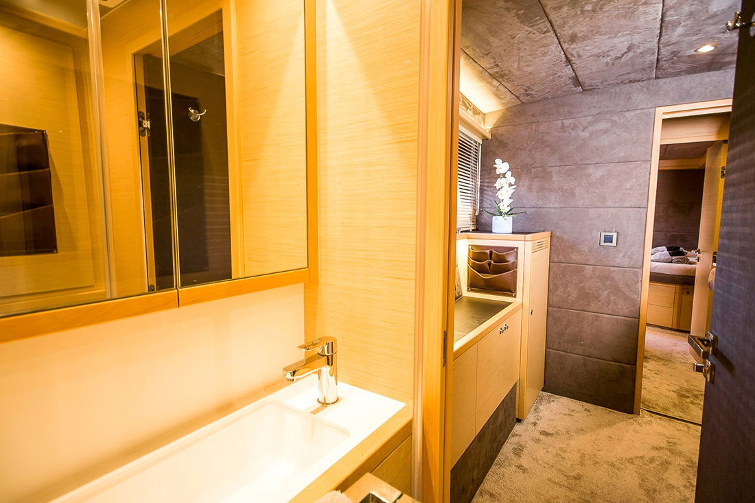 Carpe_DiemIMG_7093.jpg of charter Catamaran Carpe Diem, a Lagoon 620