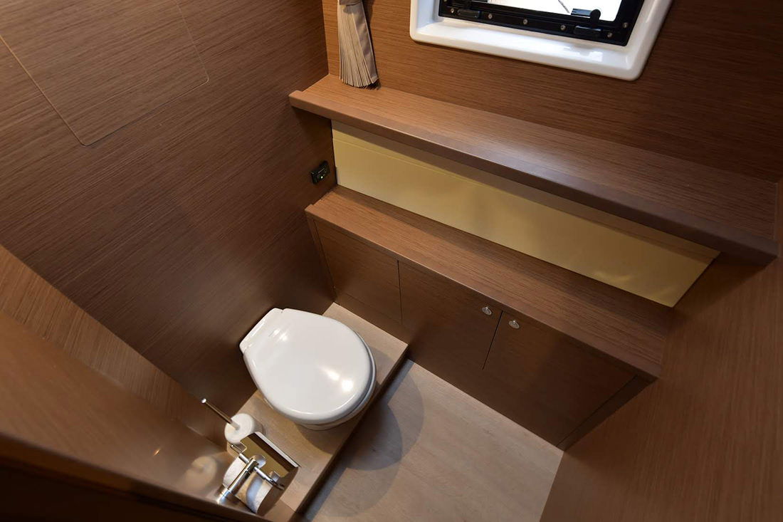 Flo_850_0382.jpg of charter Catamaran Flo, a Lagoon 52