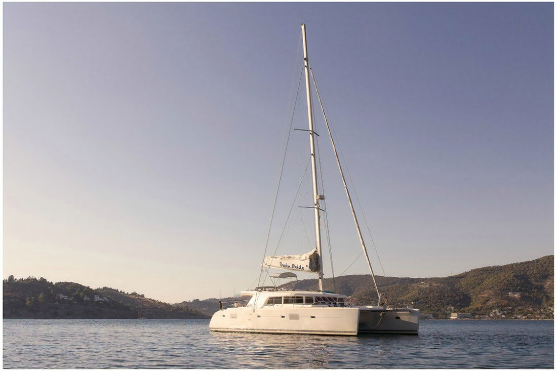 Istion_Yachting_tp_baa-magic.jpg of charter Catamaran Twin Pride, a Lagoon 500