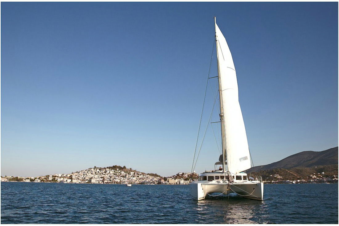 Istion_Yachting_tp_bb-magic.jpg of charter Catamaran Twin Pride, a Lagoon 500