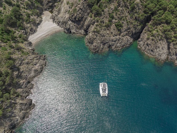 Jewel_gmr-lag51-0630.jpg of charter Catamaran Jewel, a Lagoon 51