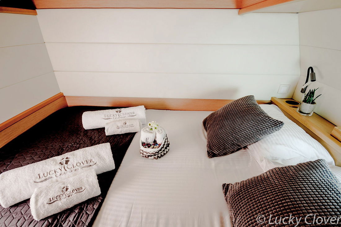 Lucky_Clover_Yachting2021_LuckyClover-cabins_web_4604.jpg of charter Catamaran Lucky Clover, a Lagoon 52
