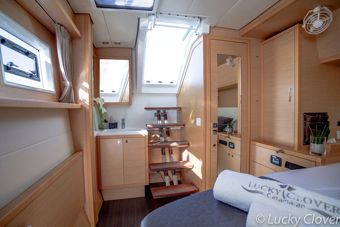 Lucky_Clover_Yachting2021_LuckyClover-cabins_web_4845.jpg of charter Catamaran Lucky Clover, a Lagoon 52