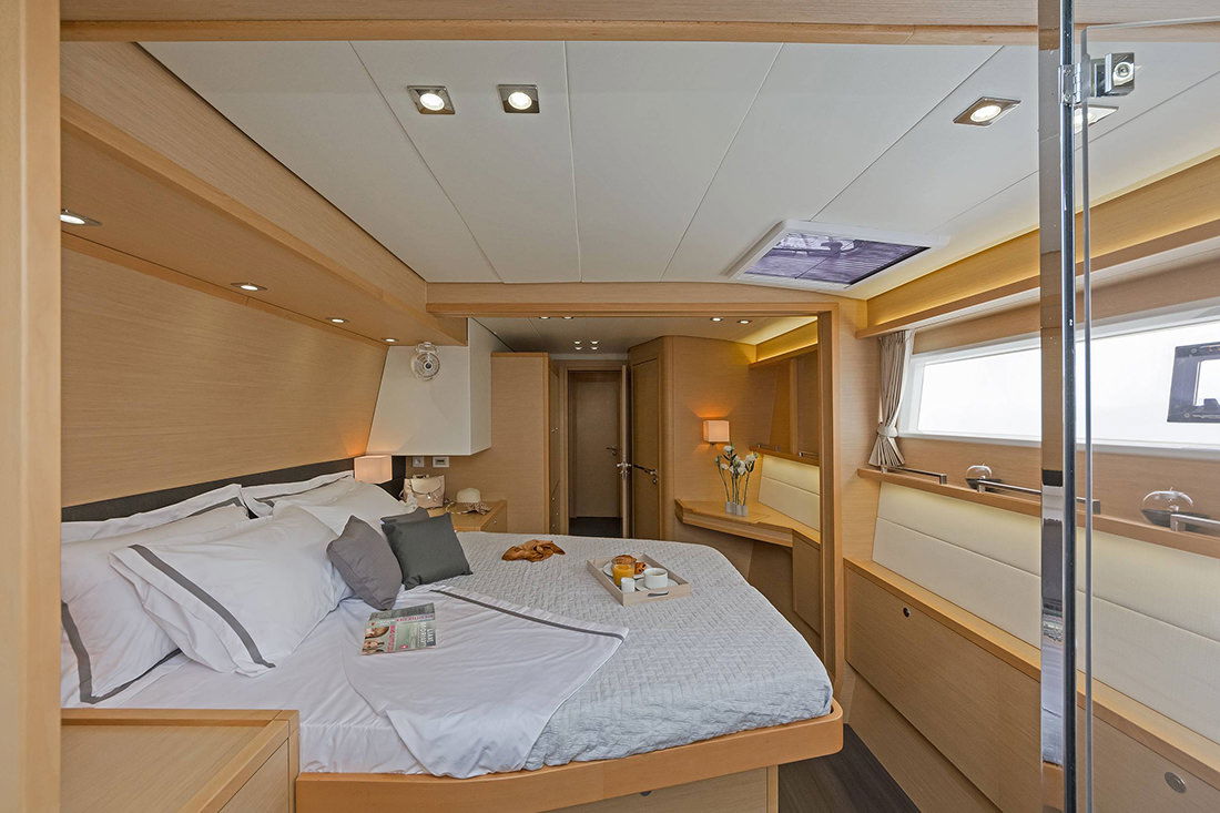 fleet_1bc1aeb0f4324378453b4a7a2908435a.jpg of charter Catamaran Meliti, a Lagoon 560