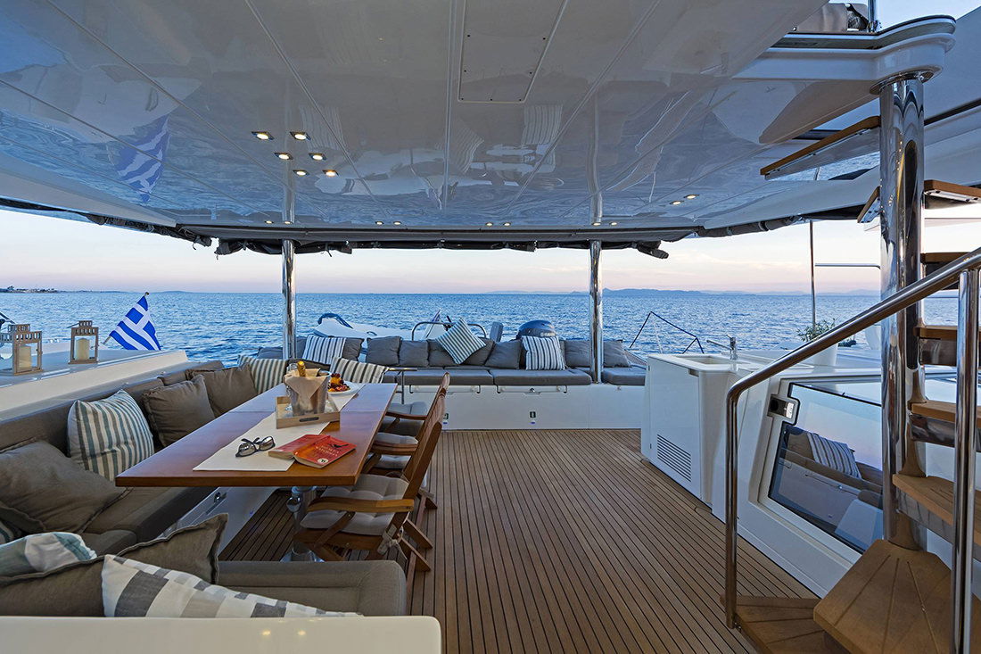 fleet_90e225da8d30fe26587c2a60f2e68c2e.jpg of charter Catamaran Meliti, a Lagoon 560