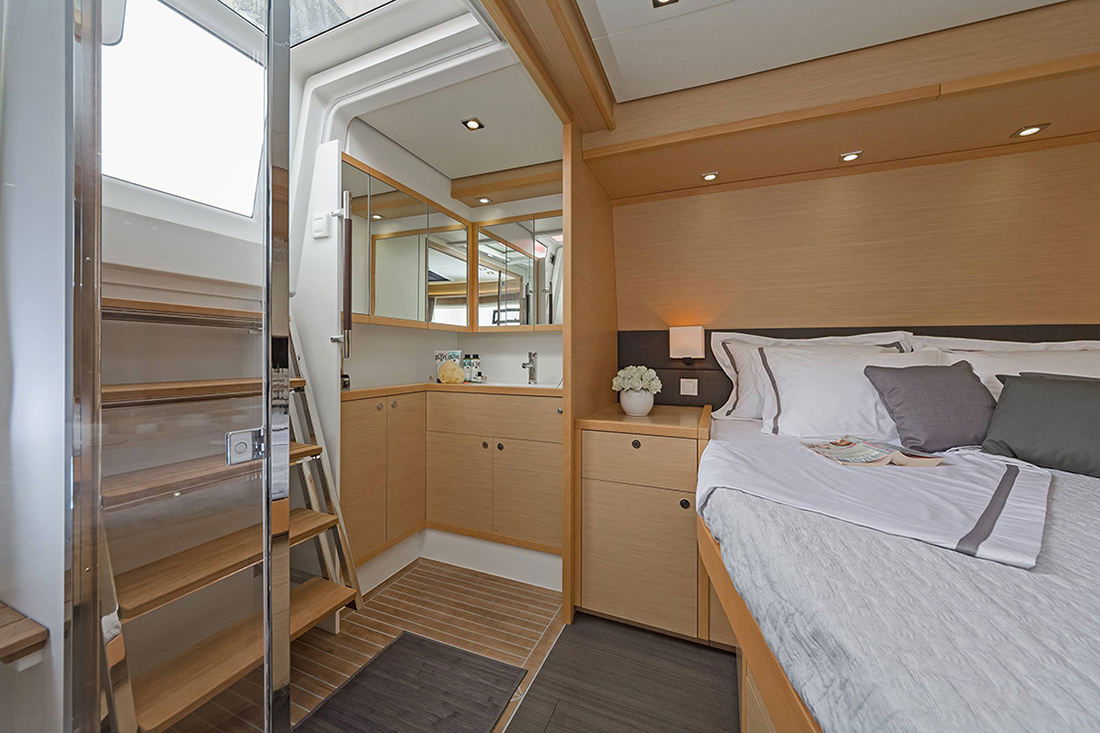 fleet_978bb0c7fdbf0bcfa19ec8eed0478385.jpg of charter Catamaran Meliti, a Lagoon 560