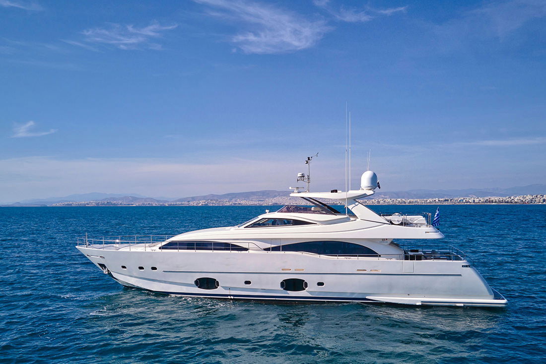 Ferretti 97 Custom Line
