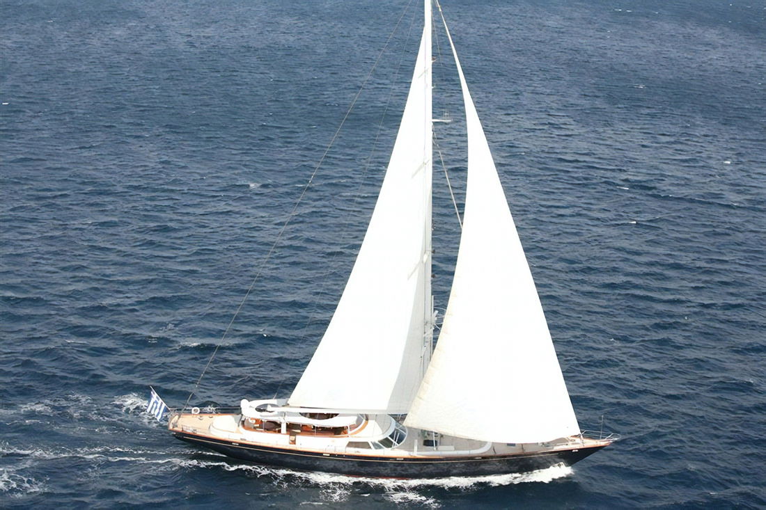 Perini Navi 118