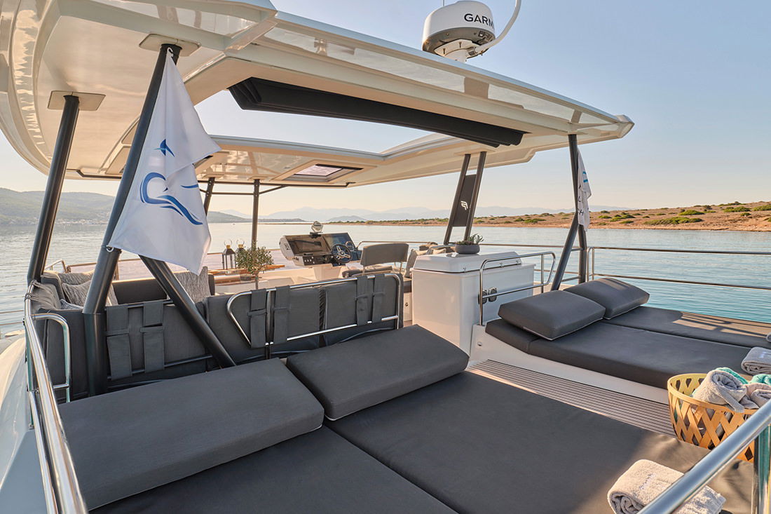 Fountaine Pajot Power 67