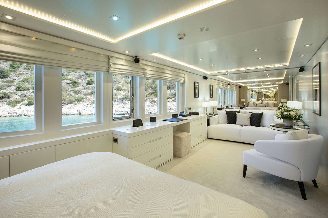 Golden Yachts GY 52