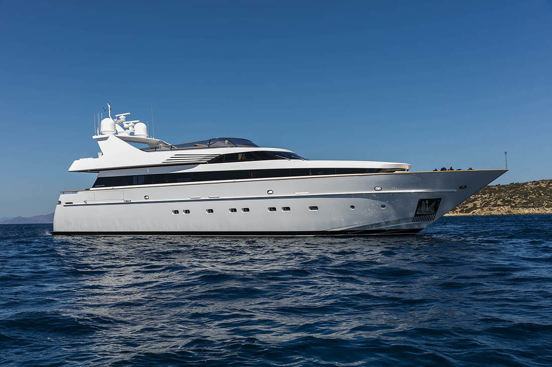 Cantieri di Pisa Akhir 105S