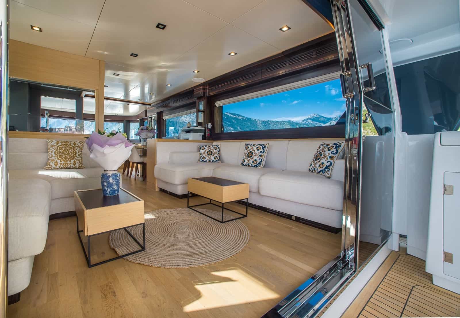Sirena Marine Yachts 64
