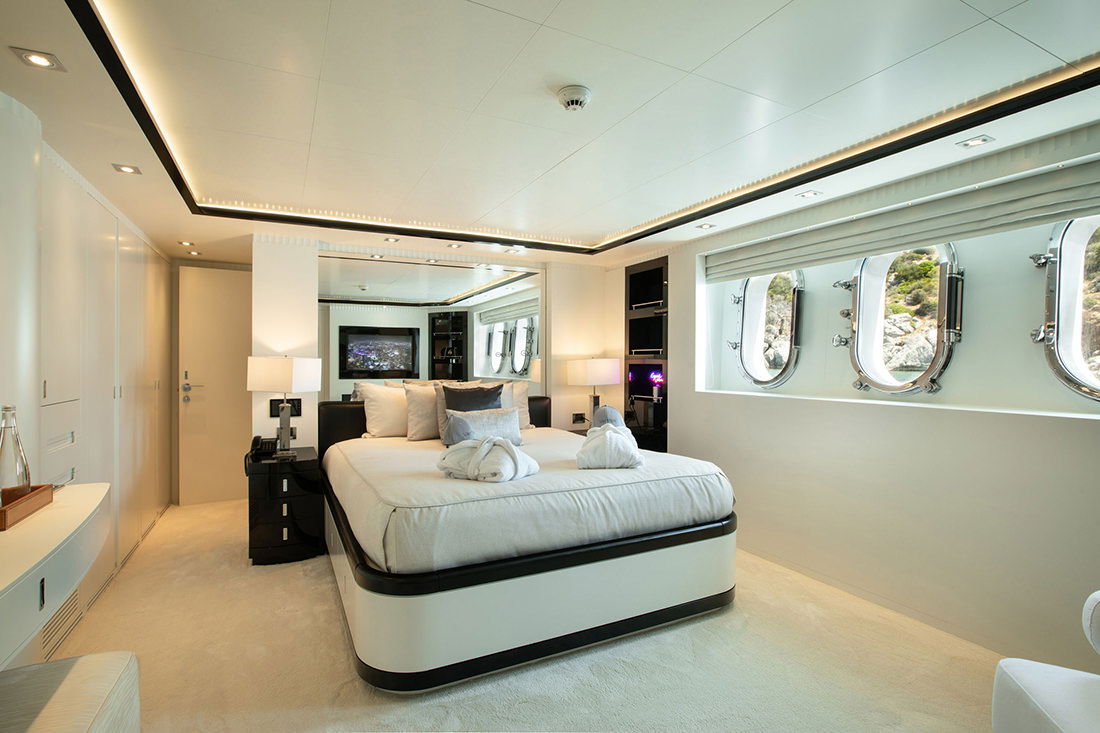 Golden Yachts GY 52
