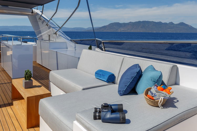 Cantieri di Pisa Akhir 100