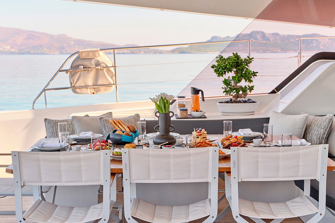 Fountaine Pajot Power 67