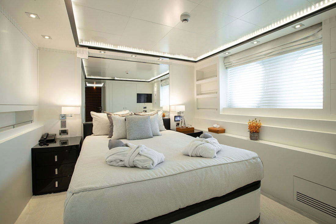 Golden Yachts GY 52