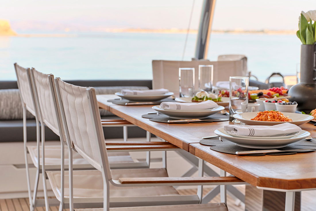 Fountaine Pajot Power 67