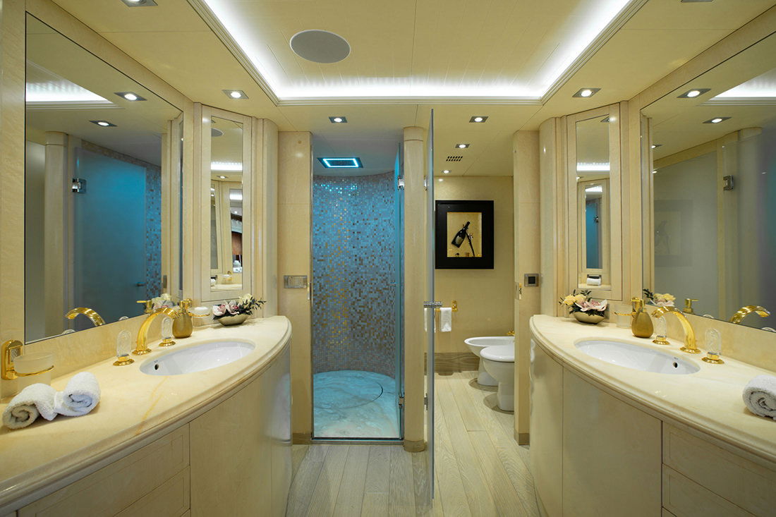Golden Yachts GY 52