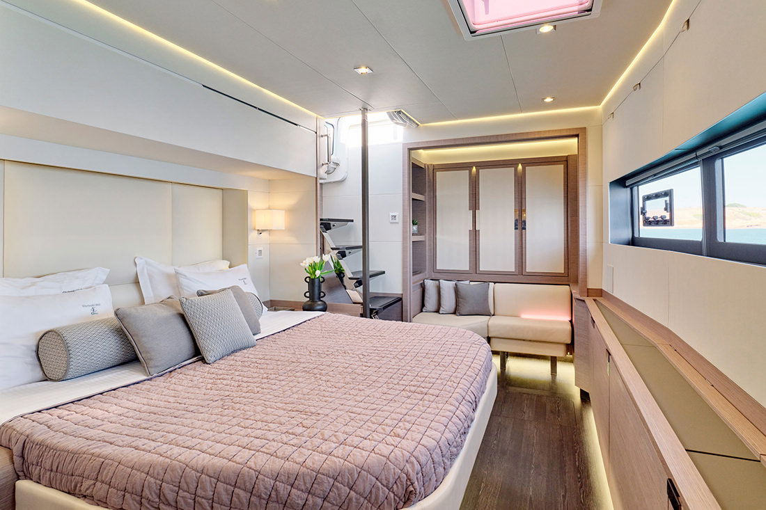 Fountaine Pajot Power 67