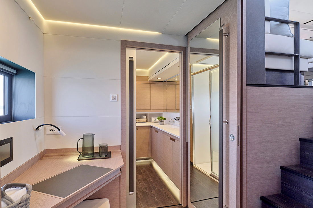 Fountaine Pajot Power 67