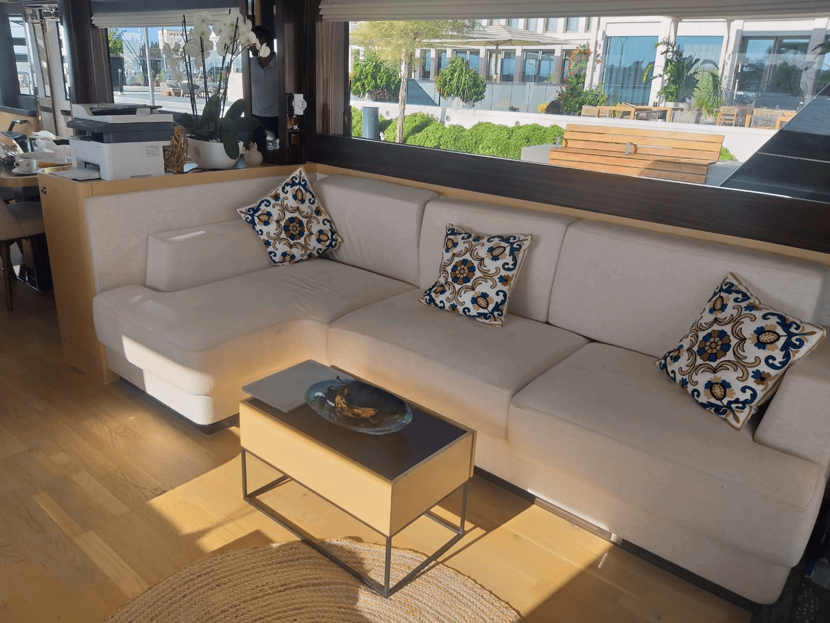 Sirena Marine Yachts 64