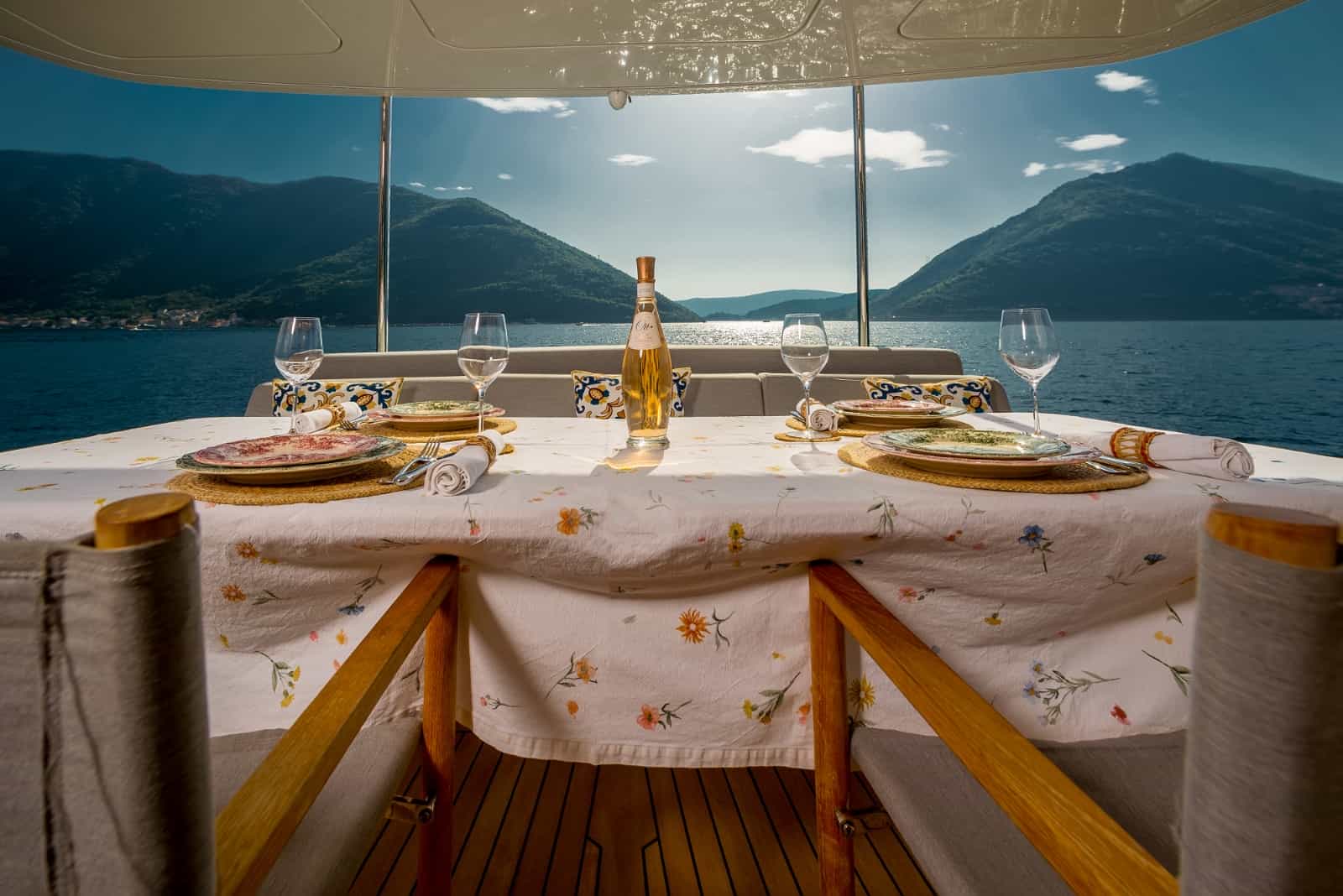 Sirena Marine Yachts 64