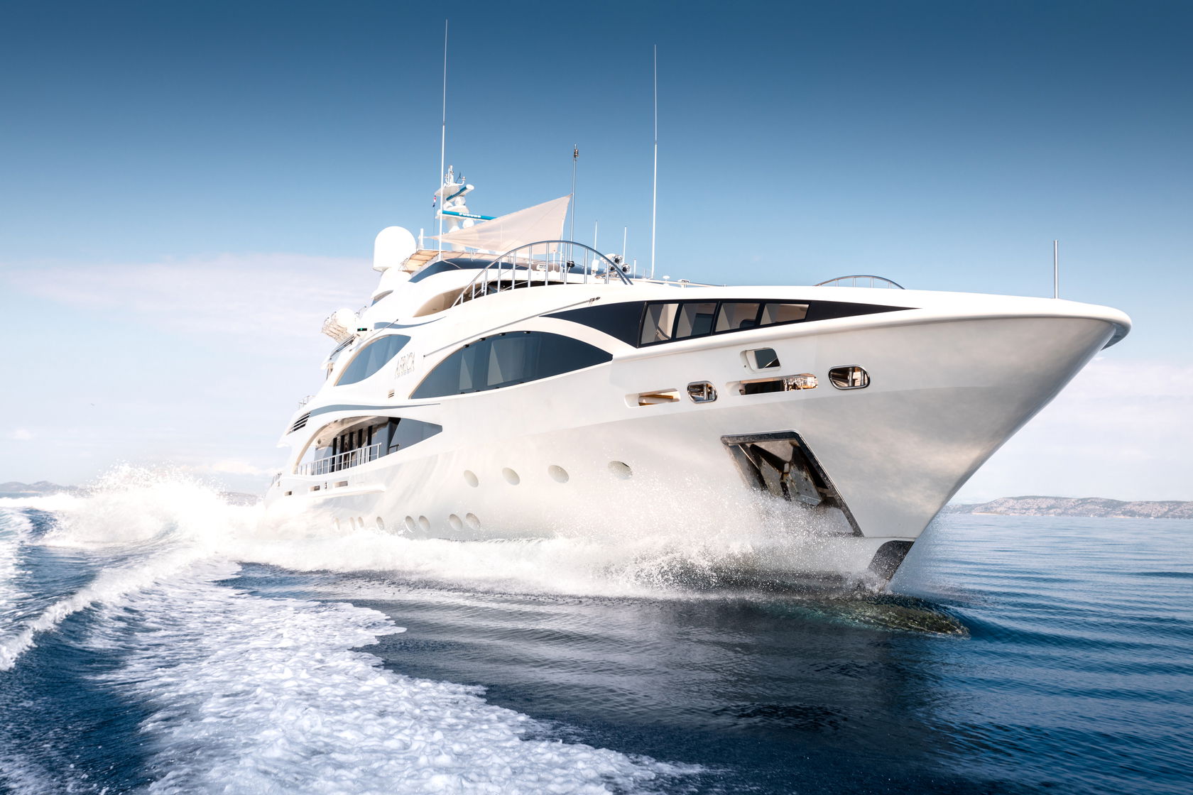 Benetti FB 500