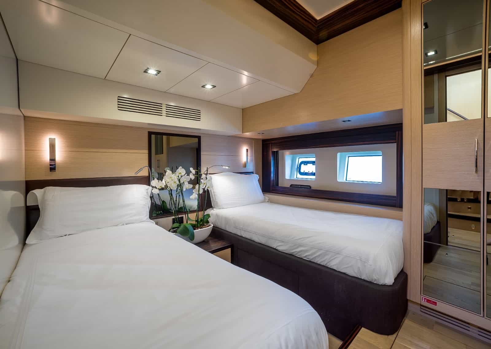Sirena Marine Yachts 64