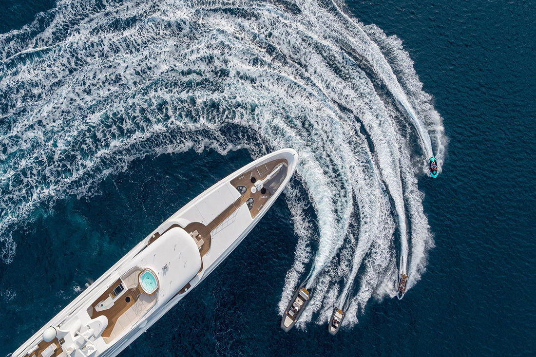 Golden Yachts 57