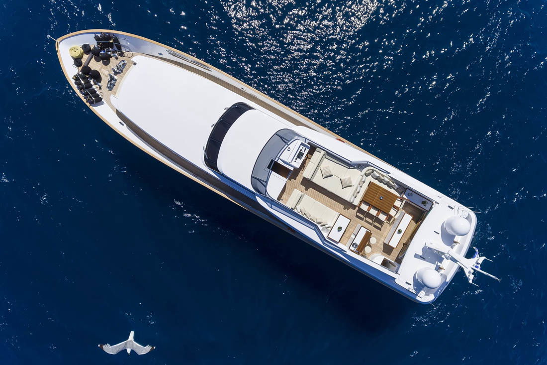 Cantieri di Pisa Akhir 105S