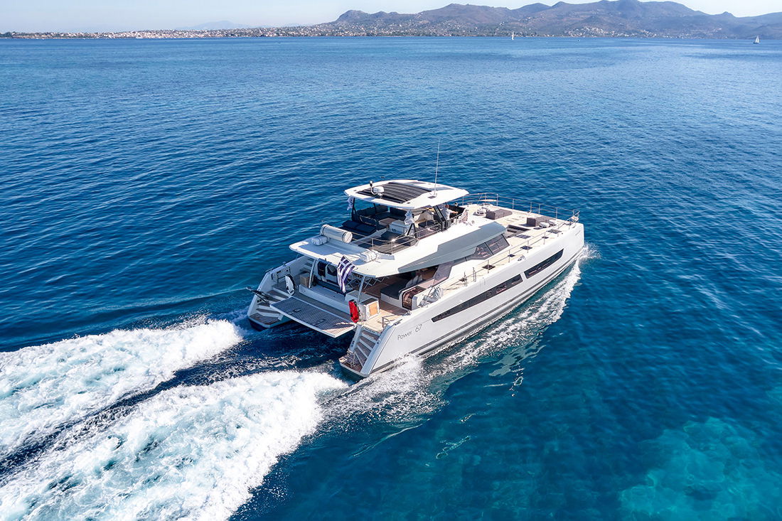 Fountaine Pajot Power 67