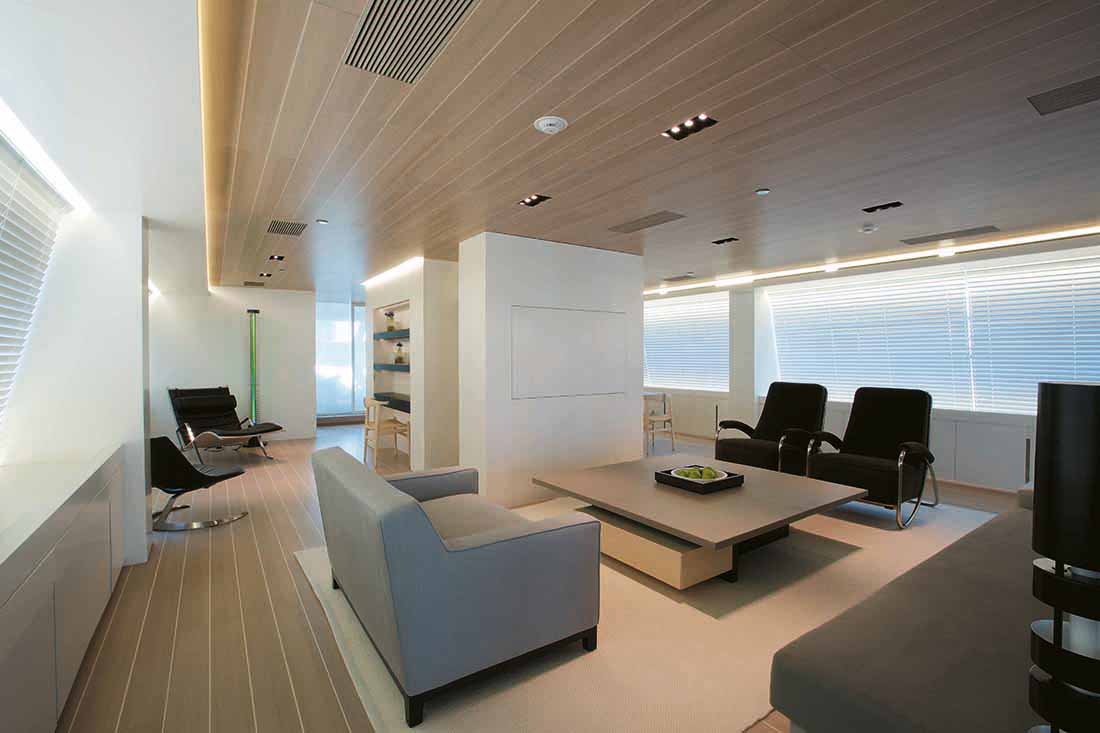 Perini Navi 164