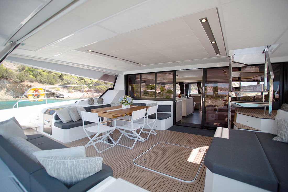 Fountaine Pajot Power 67