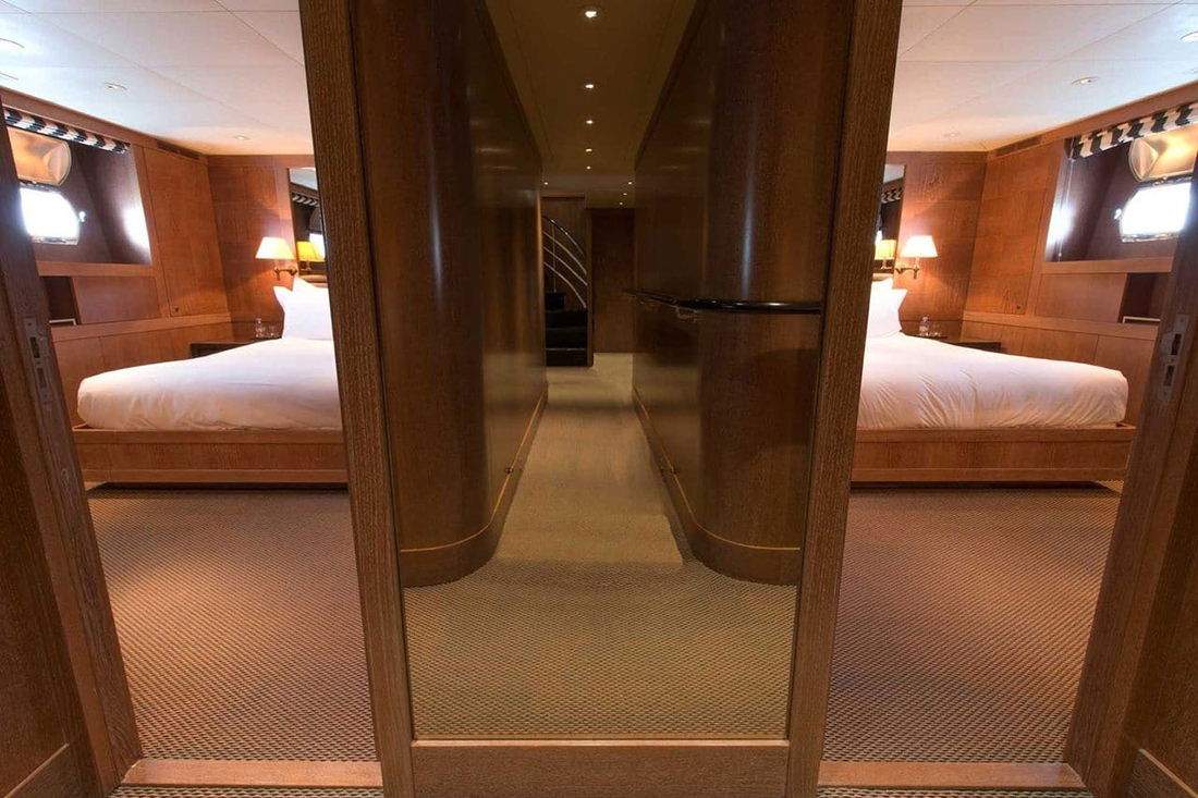 Cantieri di Pisa Akhir 42