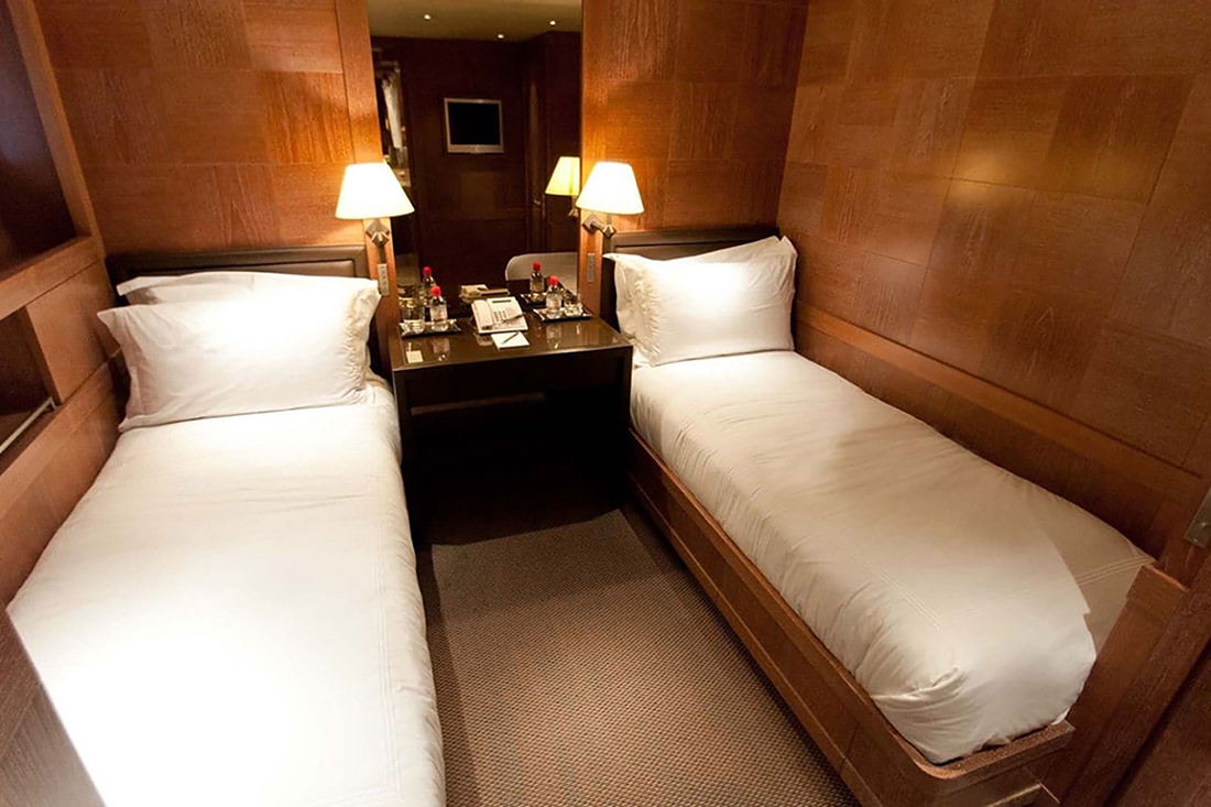 Cantieri di Pisa Akhir 42