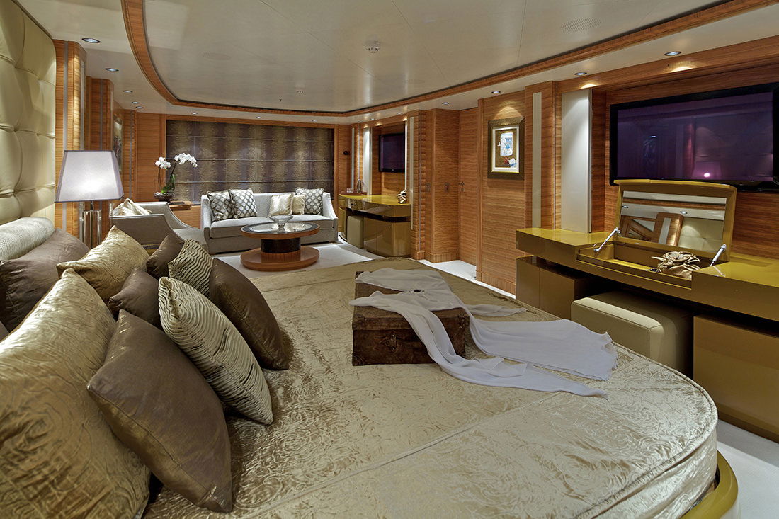 Golden Yachts 175