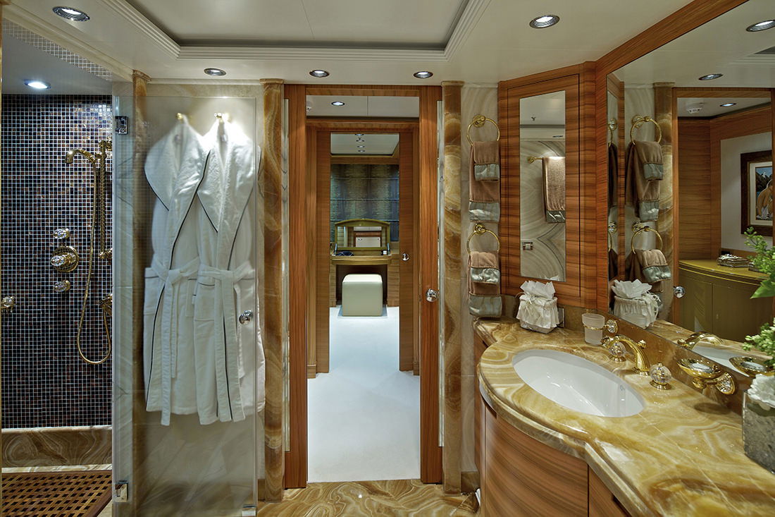 Golden Yachts 175