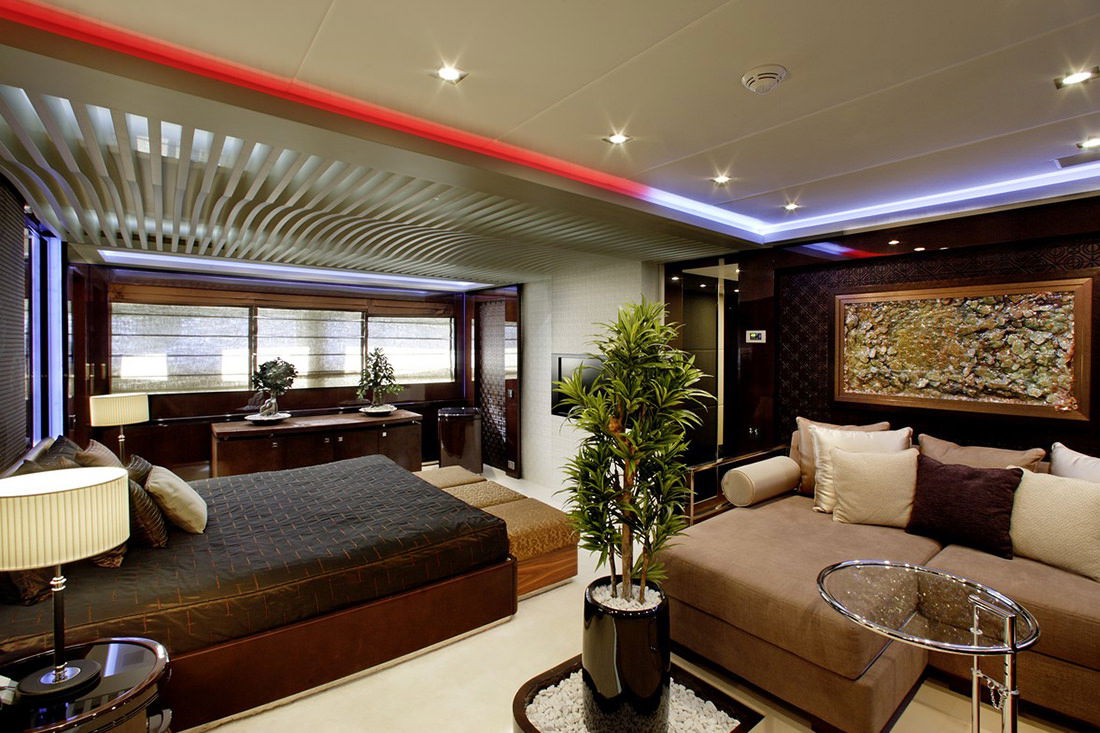 AB Yachts 140
