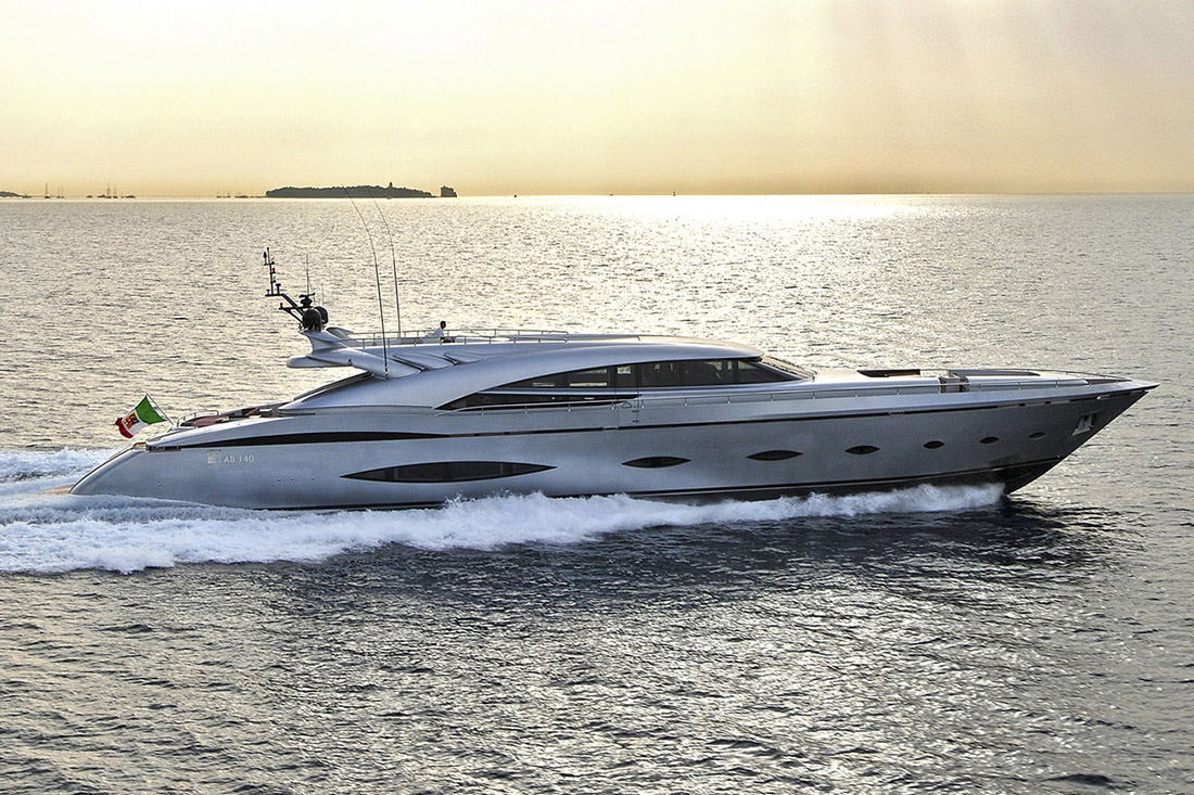 AB Yachts 140