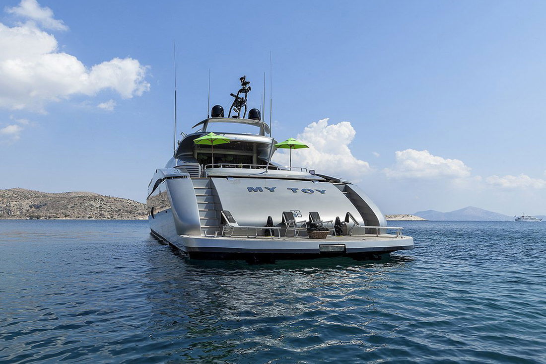AB Yachts 140