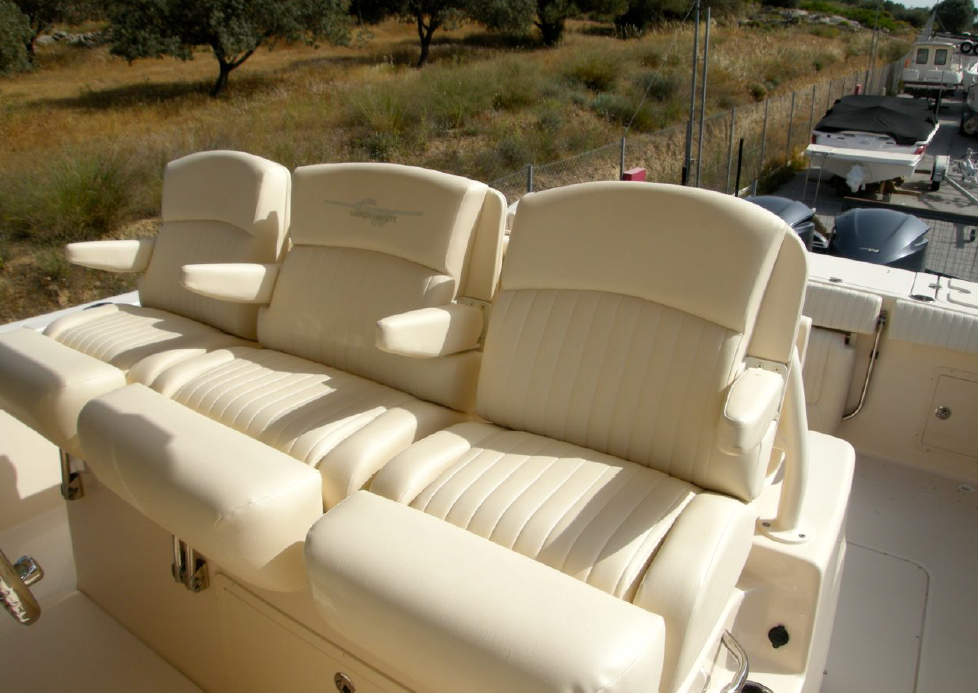 Grady White 366 Canyon