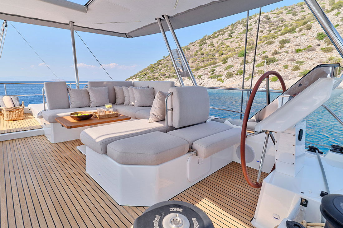 Fountaine Pajot Alegria 67