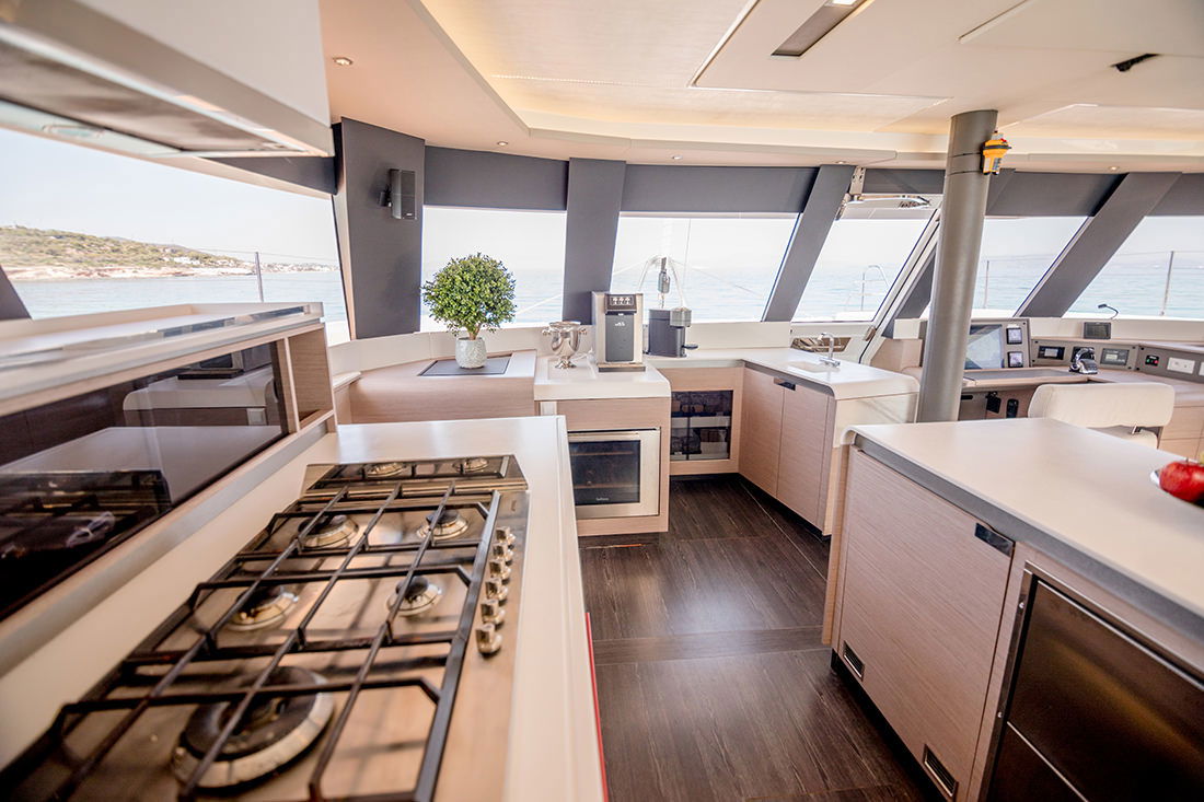 Fountaine Pajot Samana 59