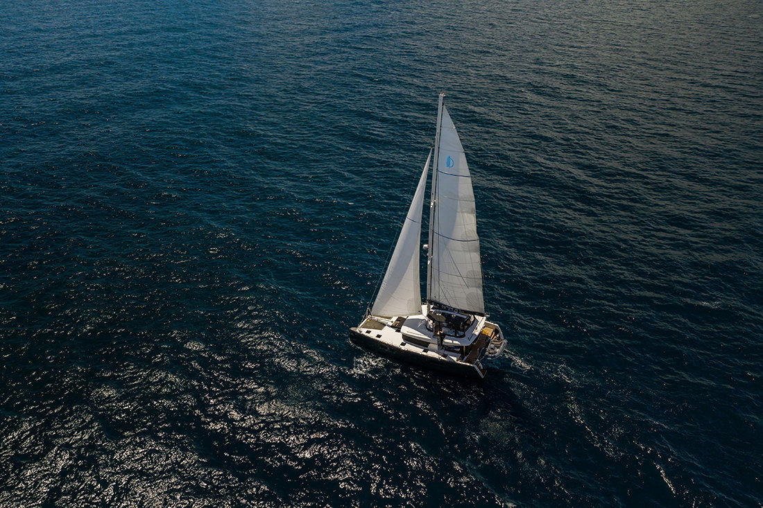 Lagoon 52