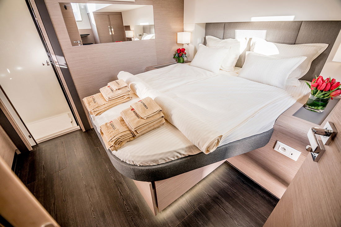 Fountaine Pajot Samana 59