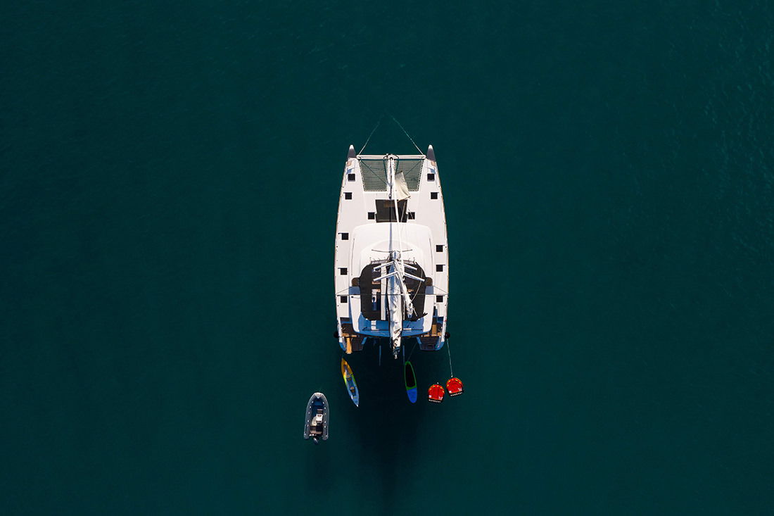 Lagoon 52