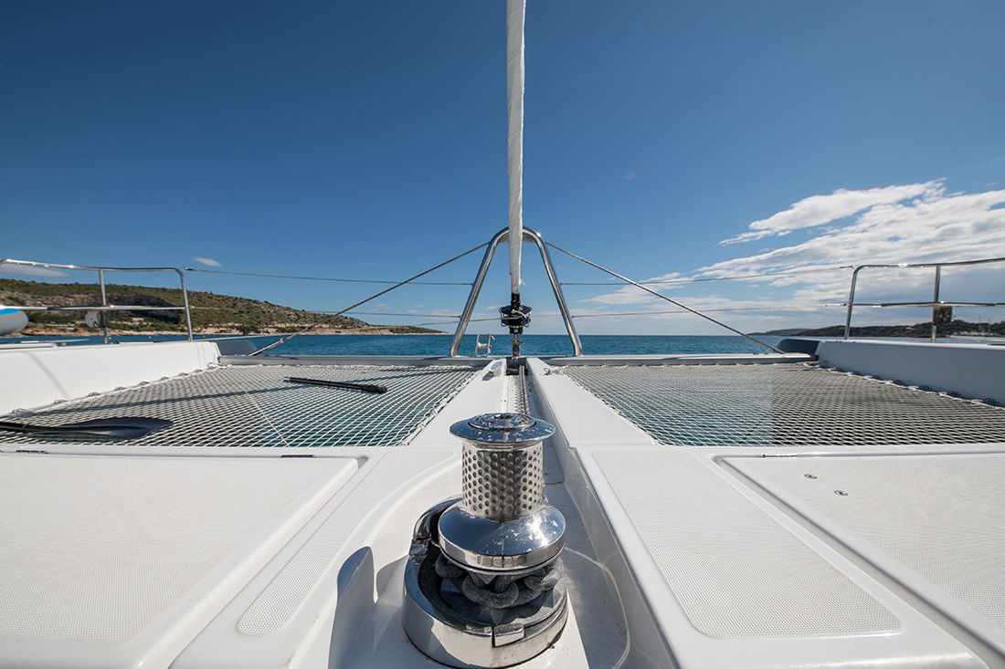 Lagoon 52