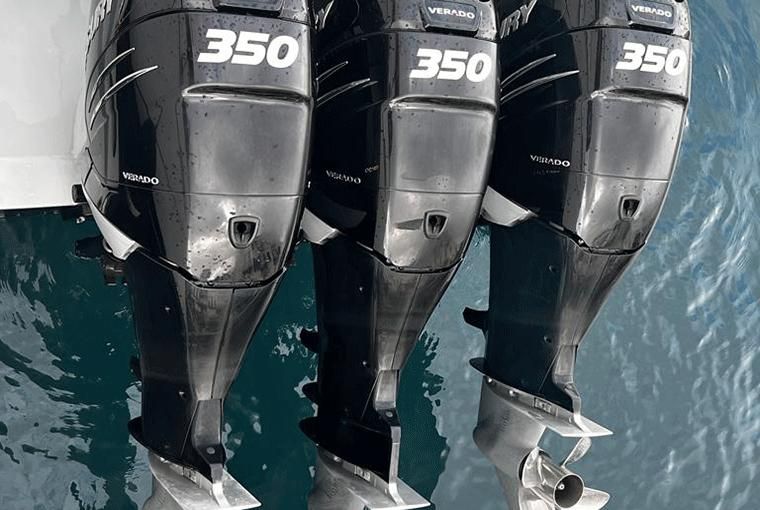 Cigarette 39 Top Fish