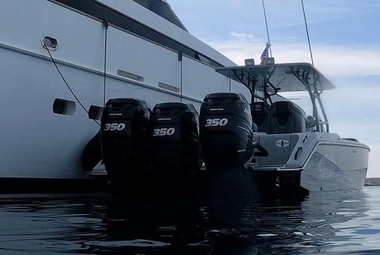 Cigarette 39 Top Fish